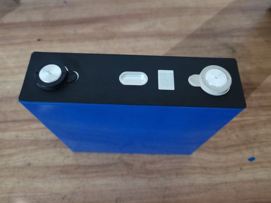 Akumulator litowy 3,2 V 120AH LiFePO4 3000 razy w cyklu życia