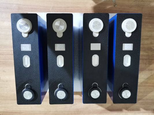 Akumulator litowy 3,2 V 120AH LiFePO4 3000 razy w cyklu życia
