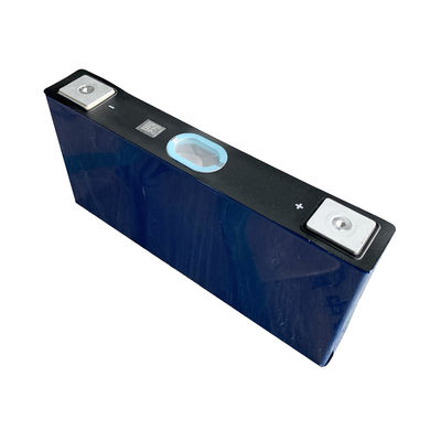 Akumulator litowo-jonowy 1.85KGS Pryzmatyczny akumulator litowy RV Pakiet Ogniwa pryzmatyczne NMC 3.7v 113ah
